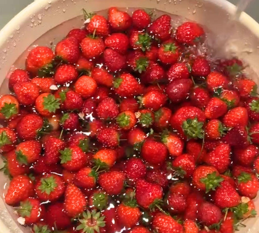 How to Make Strawberry Jam (French Small-Batch Method)